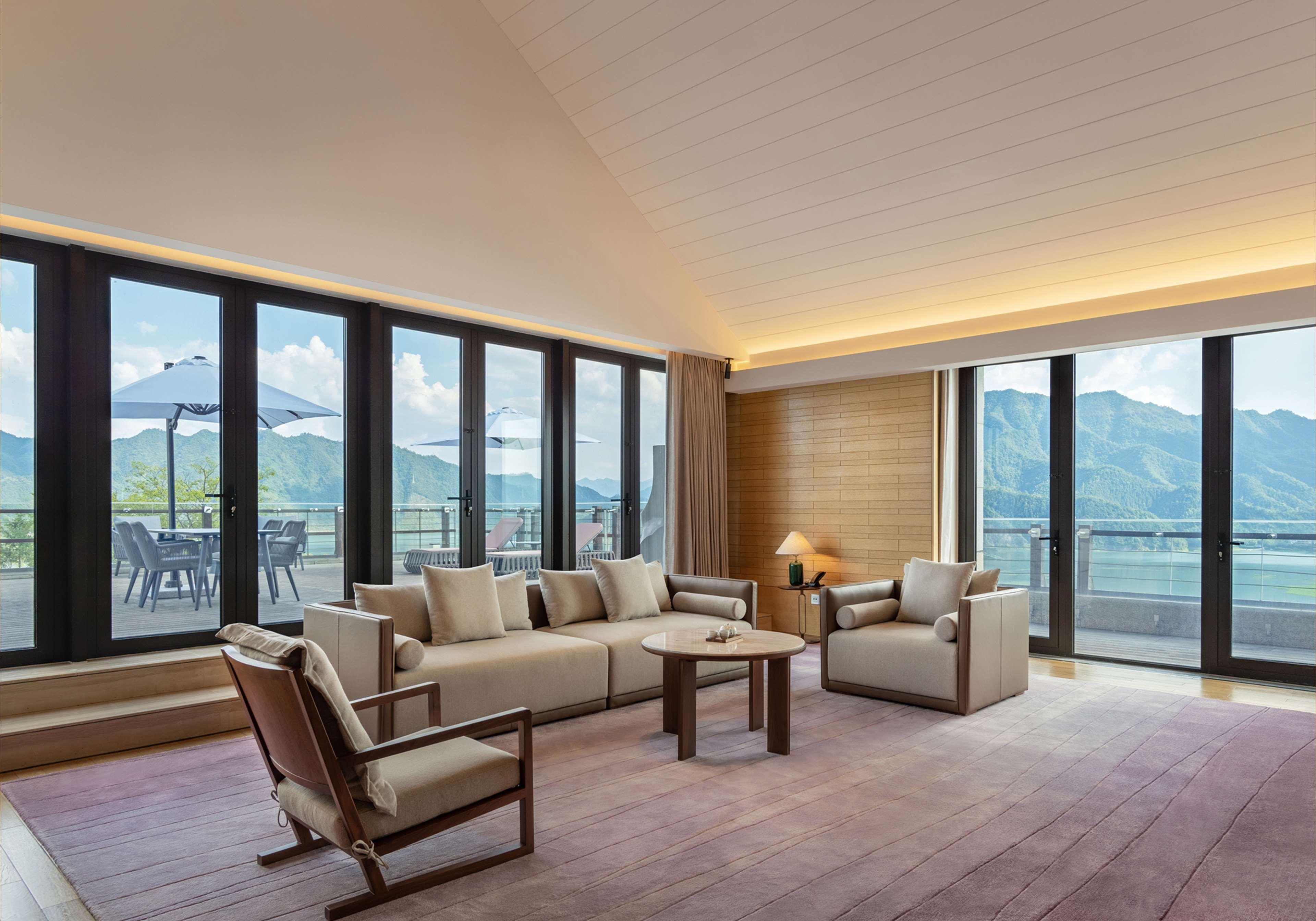 Conrad Hangzhou Tonglu Exterior photo